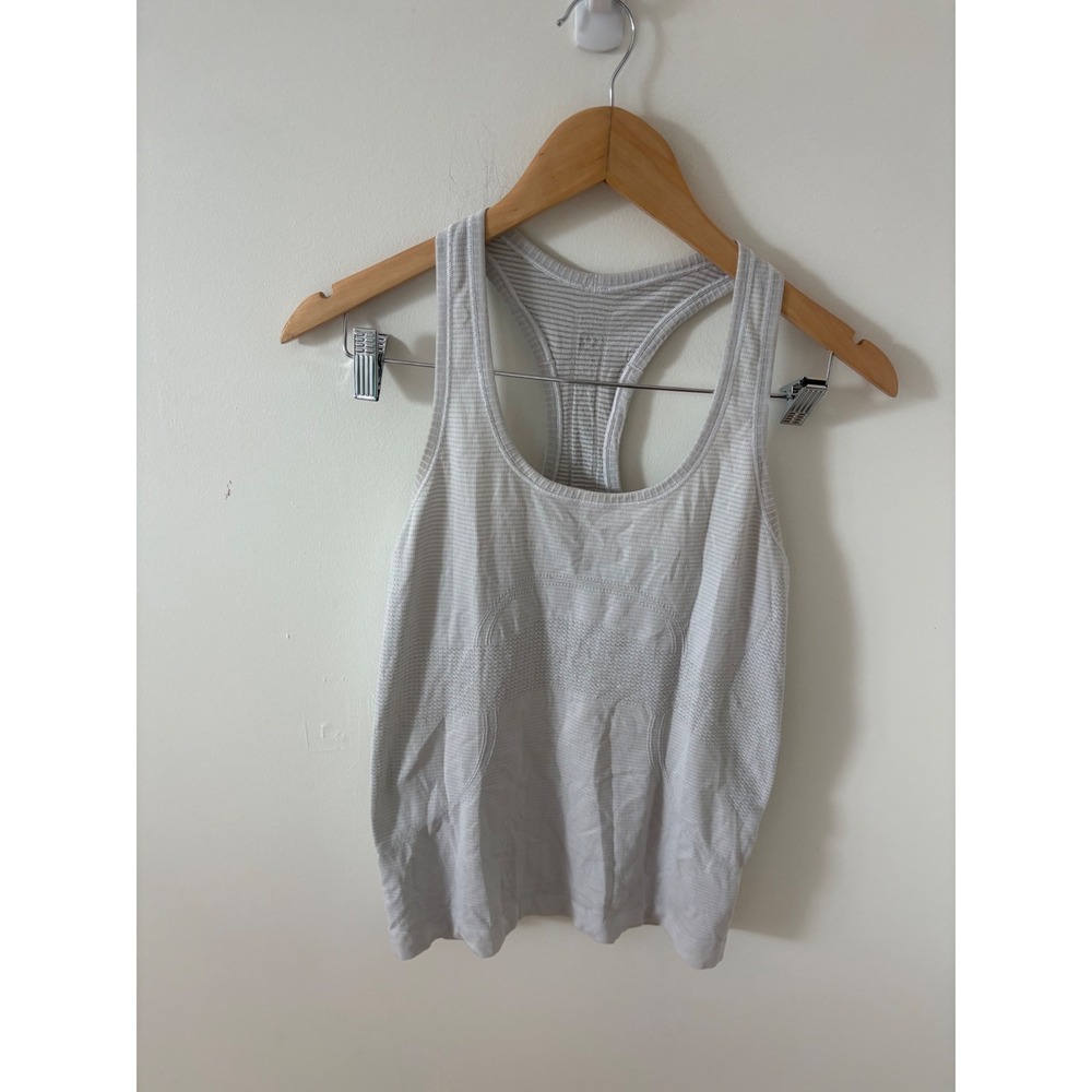 Lululemon Swiftly Tech Racerback Tank Top Grey White Striped Size 6 Slim Fit